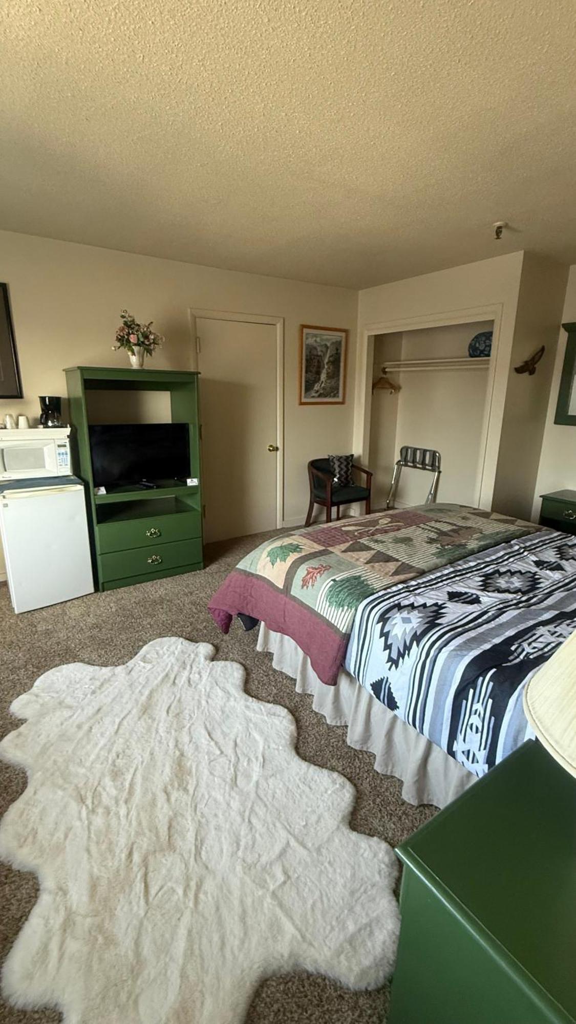 The Kenai Inn מראה חיצוני תמונה